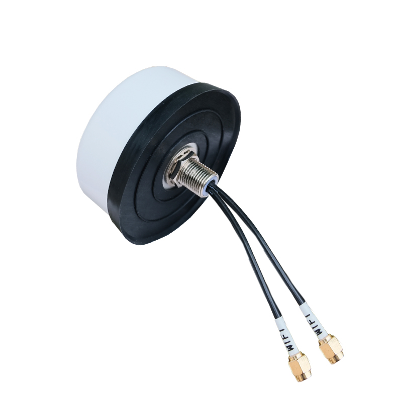 Dual-Band 2.4GHz 5.8 GHz Wireless Connectivity Puck Combo Antenna.jpg
